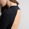 Body essenziale in modal a maniche lunghe con schiena scoperta Body essenziale in modal a maniche lunghe con schiena scoperta