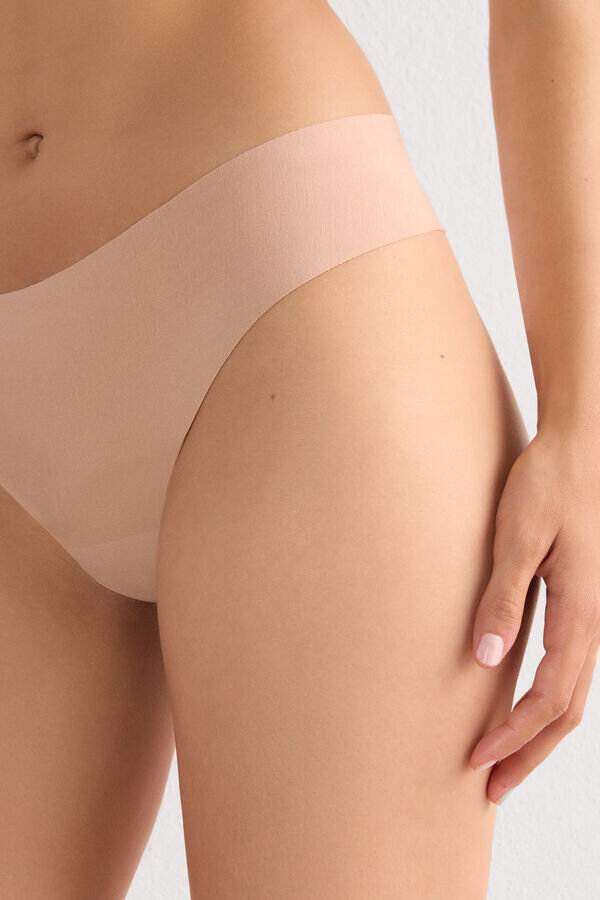Brazilian slip senza cuciture per un comfort superiore Brazilian slip senza cuciture per un comfort superiore
