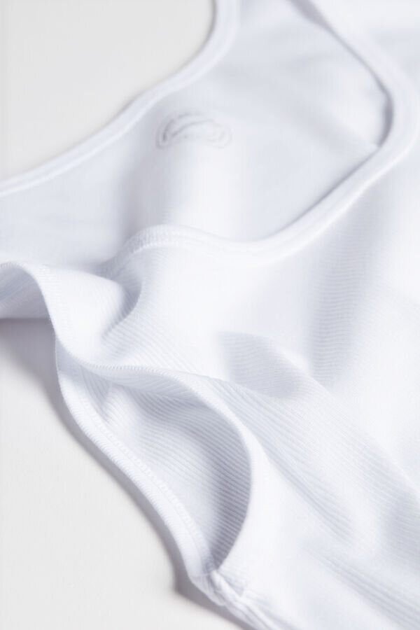 Canotta a costine in cotone di alta qualità Canotta a costine in cotone di alta qualità