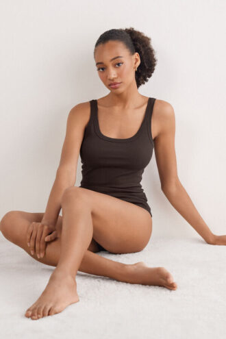 Canotta con dorso a vogatore in cotone superiore