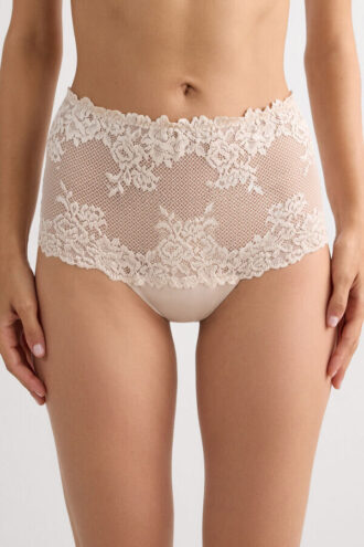 Hipster Brazilian Pretty Flowers