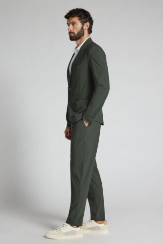 Pantaloni non stirabili