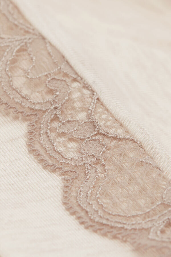 Pigiama corto con bordi in pizzo in modal Pigiama corto con bordi in pizzo in modal