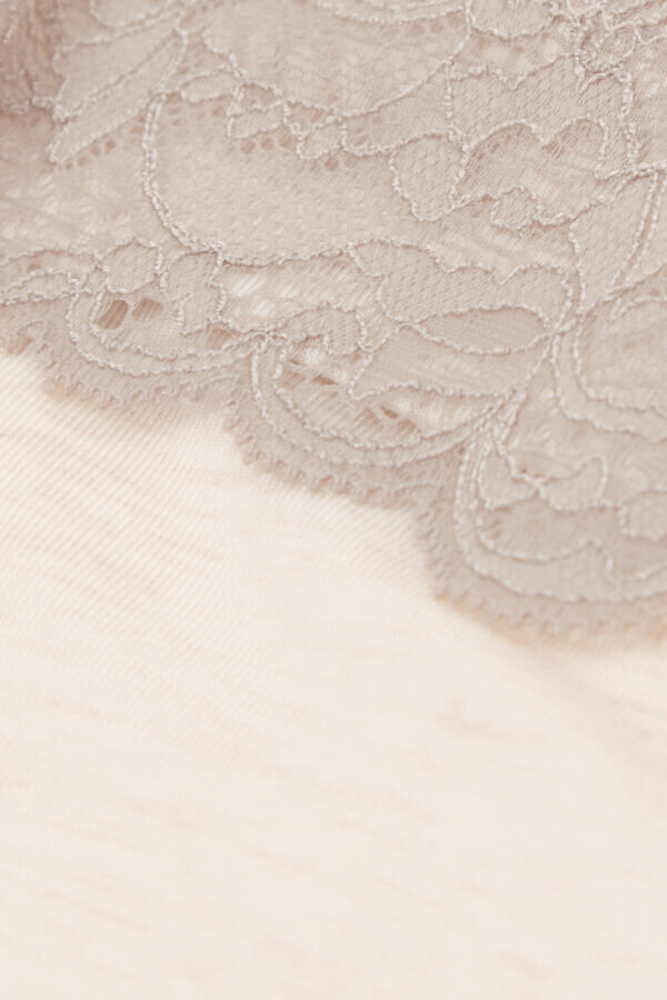 Pigiama lungo con bordi in pizzo in modal Pigiama lungo con bordi in pizzo in modal