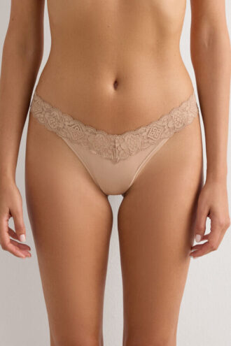 Pizzo e microfibra Modello Braziliano anni ’80 Pizzo e microfibra Modello Braziliano anni ’80