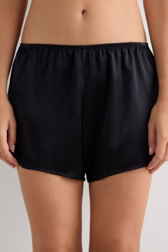 Shorts in seta