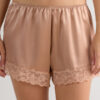 Shorts in seta con bordi in pizzo