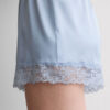 Shorts in seta con bordi in pizzo Shorts in seta con bordi in pizzo