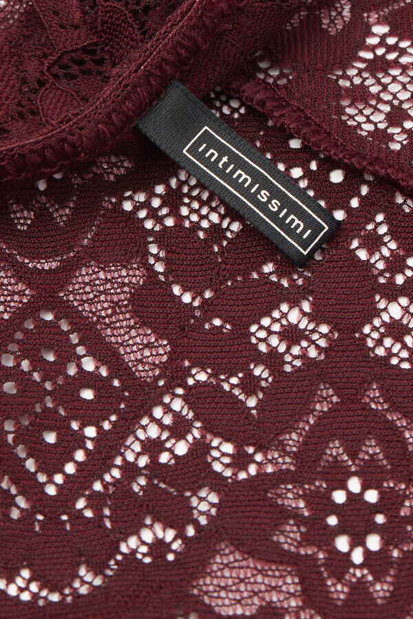 Slip in pizzo a vita bassa Slip in pizzo a vita bassa