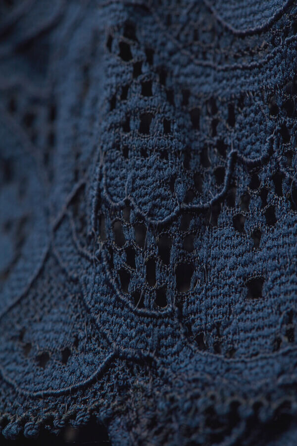 Slip in pizzo a vita bassa Slip in pizzo a vita bassa