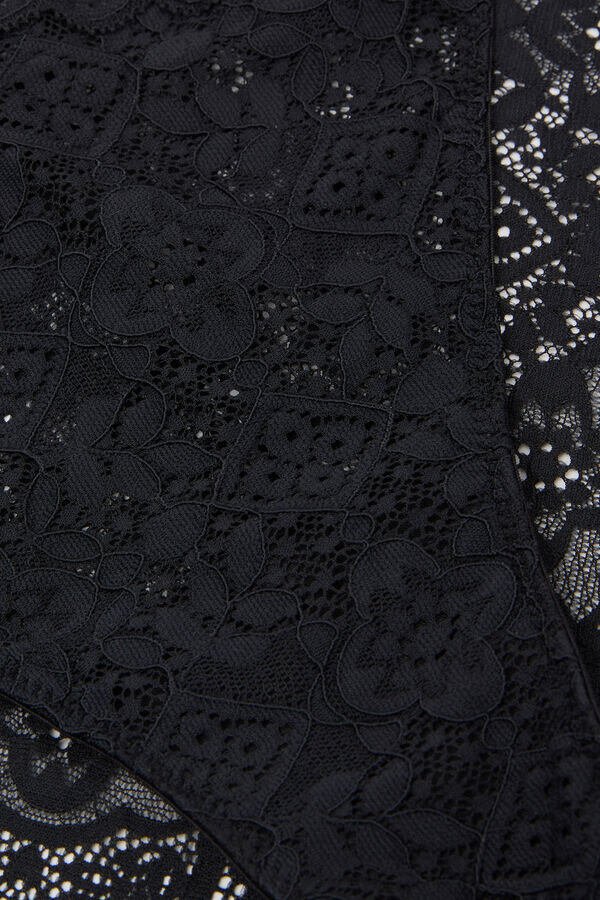 Slip in pizzo a vita bassa Slip in pizzo a vita bassa