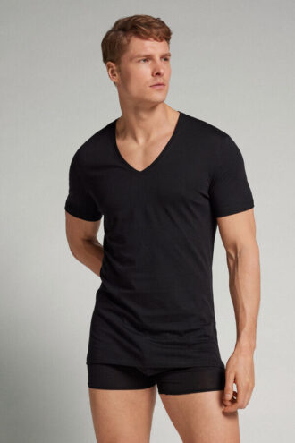 T-shirt con scollo a V in cotone extrafine superiore