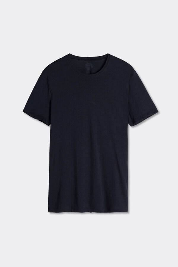 T-shirt in cotone extrafine di qualità superiore T-shirt in cotone extrafine di qualità superiore