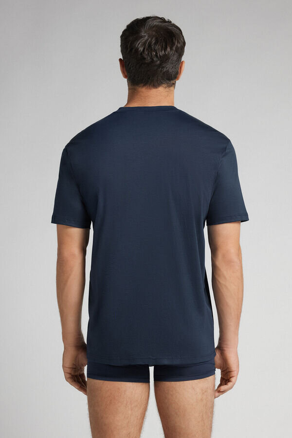 T-shirt superleggera in cotone mercerizzato premium T-shirt superleggera in cotone mercerizzato premium