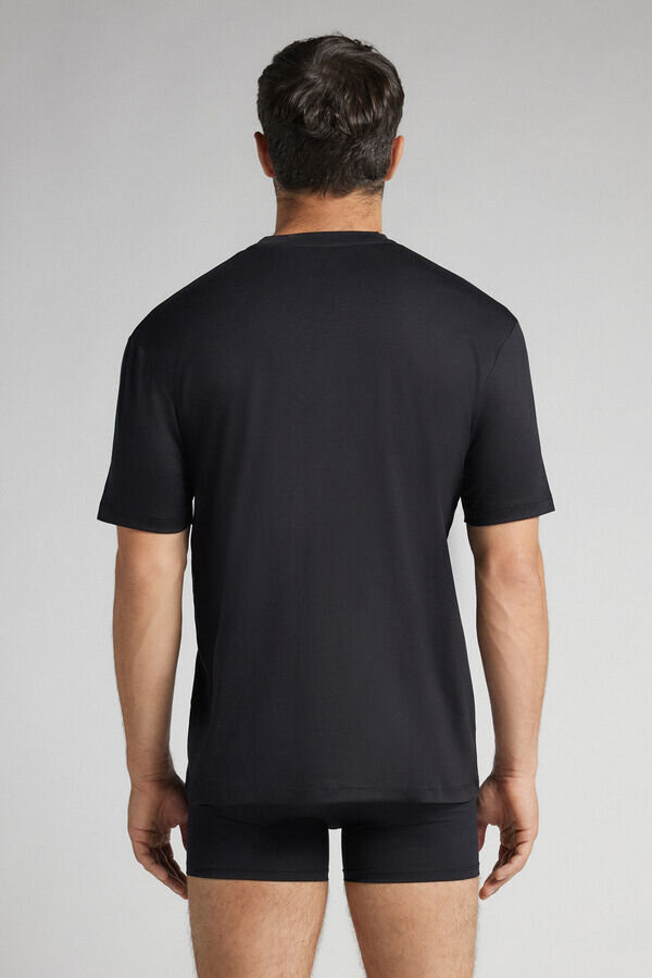T-shirt superleggera in cotone mercerizzato premium T-shirt superleggera in cotone mercerizzato premium