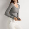 Top a maniche lunghe con scollo rotondo in modal ultraleggero e cashmere