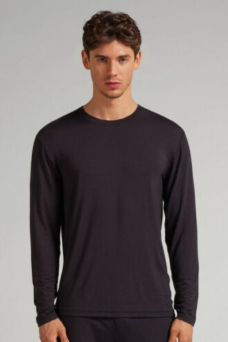 Top a maniche lunghe in morbida seta