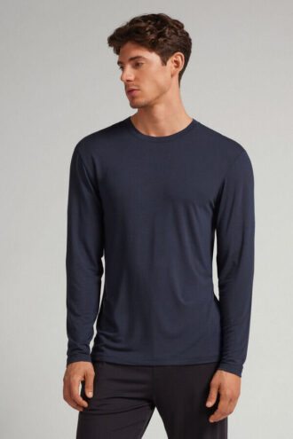 Top a maniche lunghe in morbida seta