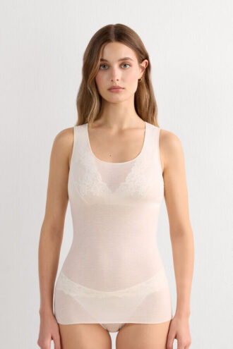 top ampio in modal cashmere ultraleggero 1 2 330x495 - Top ampio in modal cashmere ultraleggero