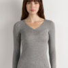 Top con scollo a V in modal ultraleggero con cashmere