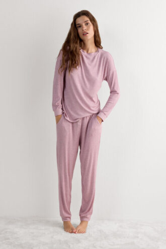 Top in modal a maniche lunghe con scollo a barchetta Comfort Chic