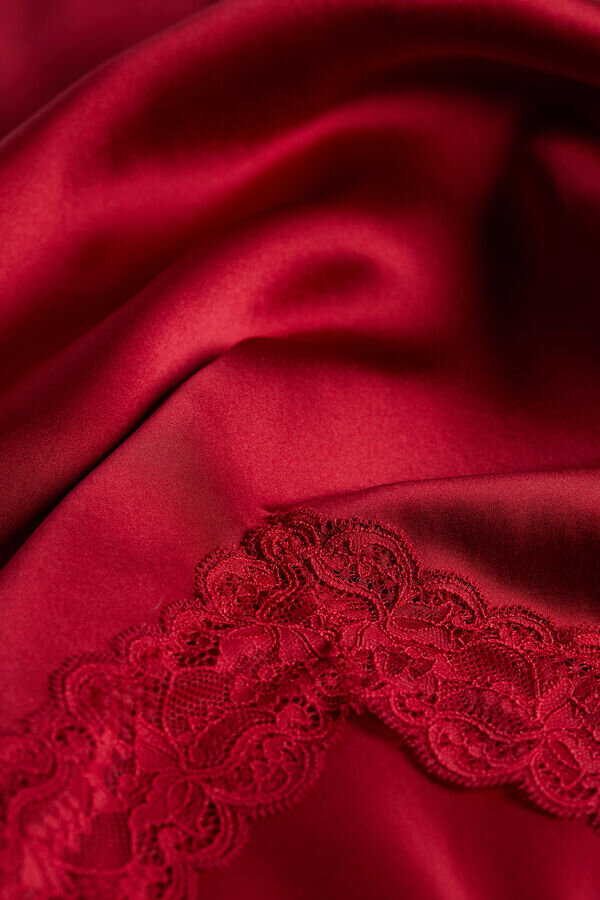 Top in pizzo e seta Top in pizzo e seta