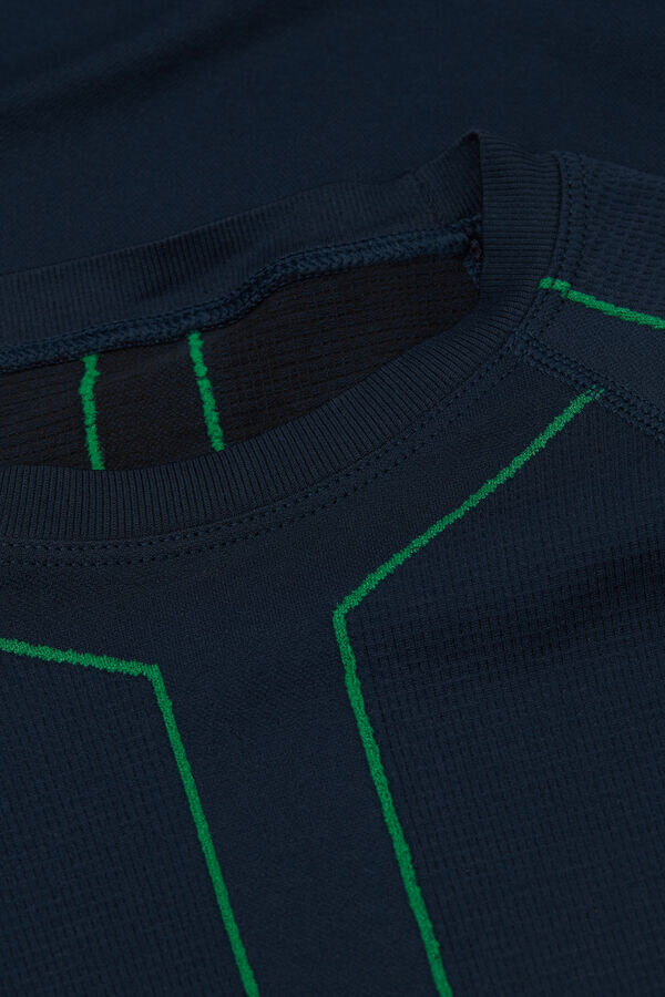 Top sportivo tecnico a maniche corte Top sportivo tecnico a maniche corte