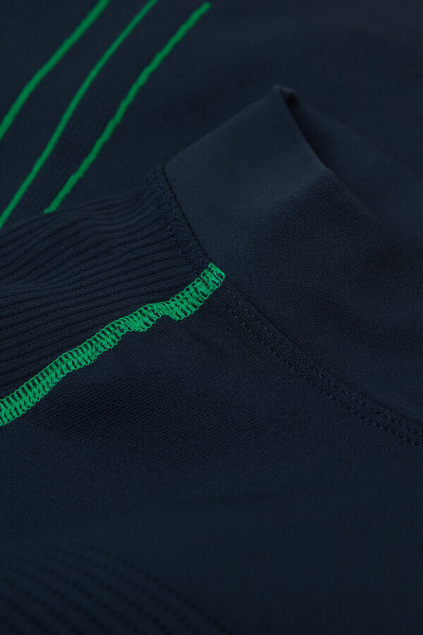 Top sportivo tecnico a maniche lunghe Top sportivo tecnico a maniche lunghe