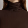 Top ultraleggero con collo alto in modal e cashmere